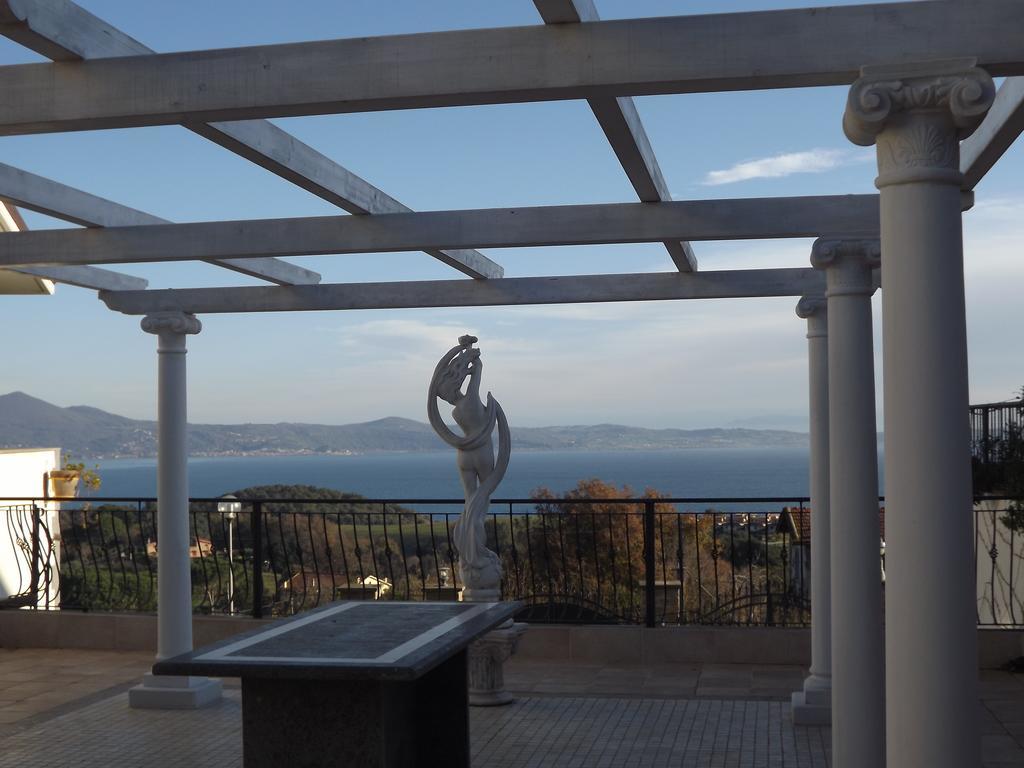 The White Villa Bracciano  Exterior photo